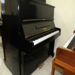Yamaha U2E Performance Upright Piano