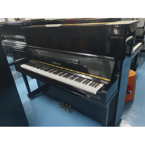 Yamaha U10A Upright Piano