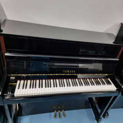 Yamaha LX113 Japan Piano