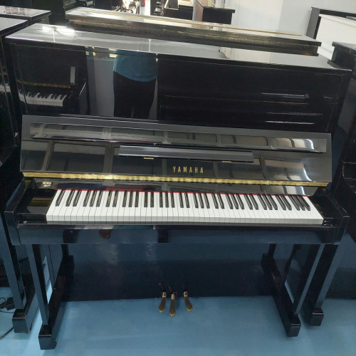 Yamaha YE121H Japan Piano